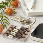Handgemaakte luxe chocolade in een doos sleutelhanger (Voorkant Rechts)