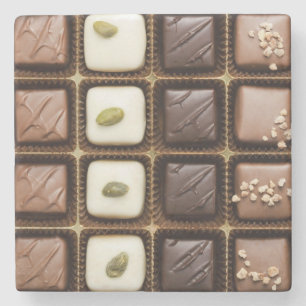 Handgemaakte luxe chocolade in een doos stenen onderzetter