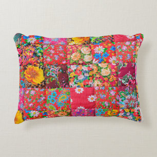 Handgemaakte patchwork-quilt met floreel patroon a accent kussen