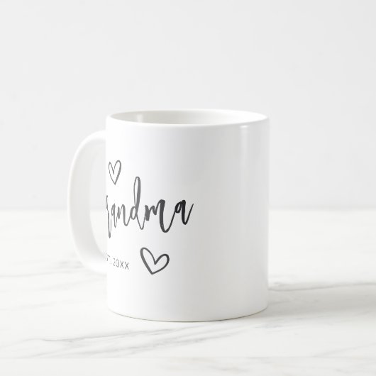 Handgeschetst het Grootma Jaar van het Manuscript Koffiemok (Voorkant links)