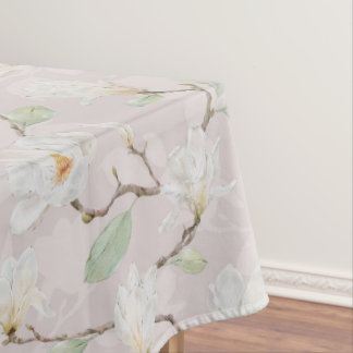 Handgeschilde witte Magnolia op Roze Tafelkleed