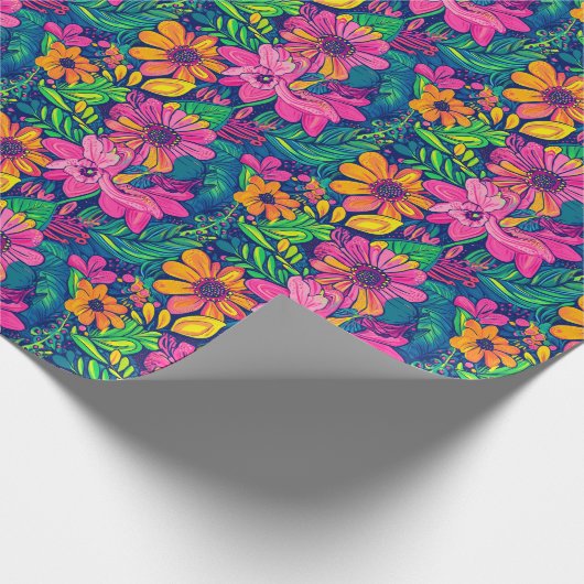 Handgeschilderd tropisch bloemmotief in vet roze cadeaupapier (Hoek)