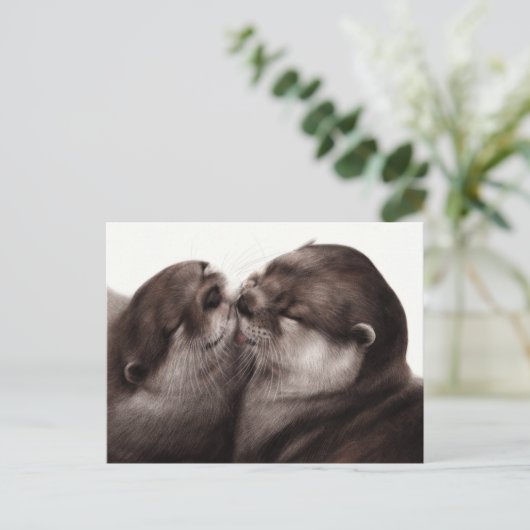 Handgeschilderde otters - Tender Moment Wildlife A Briefkaart (Staand voorkant)