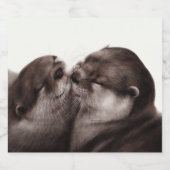 Handgeschilderde otters - Tender Moment Wildlife A Sparkling Wijnetiket (Enkel label)