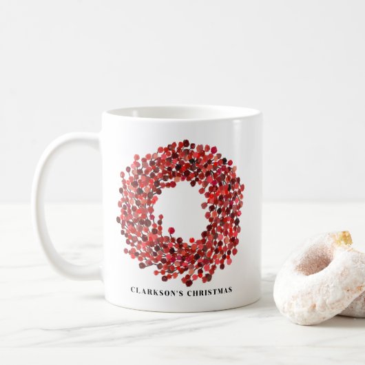 Handgeschilderde rode winterbes krans Kerstmis Koffiemok (Met donut)