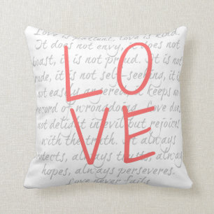 handgeschreven LOVE-kussen met Corinthians Verse Kussen