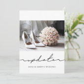 Handgeschreven postoned de updatefoto van de bruil aankondiging (Staand voorkant)