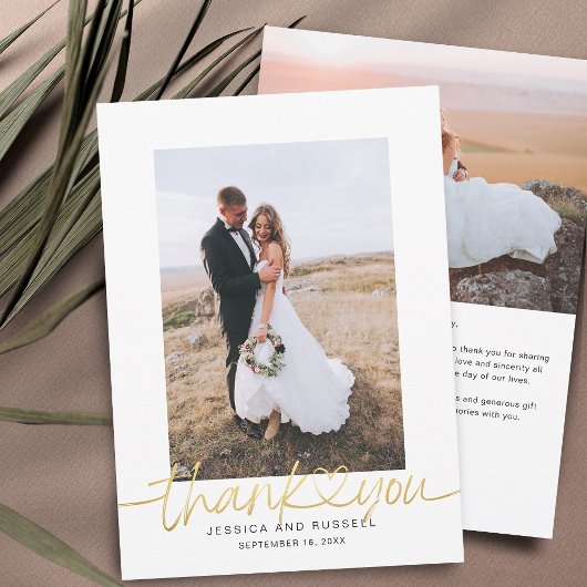 Handgeschreven script met hartfoto's Trouwen Bedankkaart
