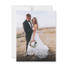 Handgeschreven script met hartfoto's Trouwen