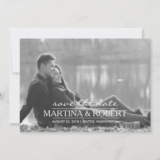 Handgeschreven wit manuscript sparen de Foto van d Save The Date (Voorkant)