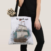 Handgetekend schip in bow Wave on Splash Backgroun Tote Bag (Dichtbij)