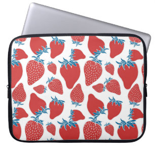 Handgetrokken aardbei naadloos patroon. achtergron laptop sleeve