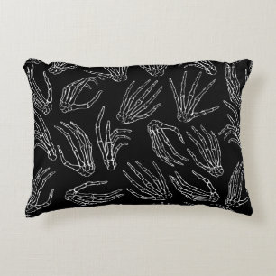 Handgetrokken naadloos patroon. Menselijke botten Accent Kussen