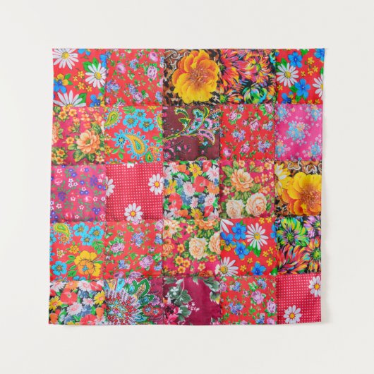 Handmade patchwork quilt with floral pattern as ba wandkleed (Voorkant (horizontaal))