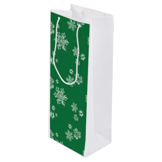 Handmade Snowflake Flurries - Bright Green & White Wijn Cadeautas (Voorkant Gekanteld)