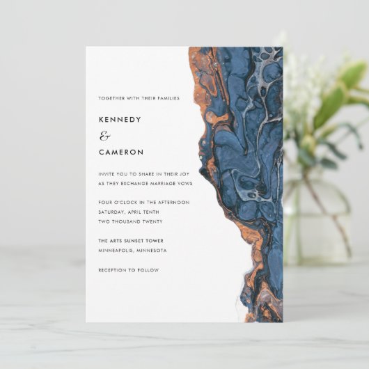 Handmatige uitnodiging voor blauwe marmer aangepas (Staand voorkant)