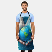 Hands Holding Earth Apron Schort (Gedragen)
