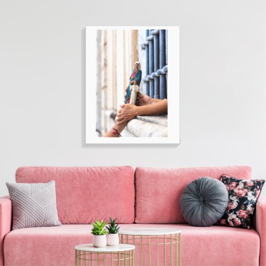 Hands of Devotion Canvas Afdruk (Insitu (Woonkamer))