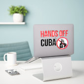 Hands Off Cuba Sticker (Laptop op bureau)