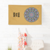 Handschilderend Mandala Klock Face 3 Spandoek (Insitu)