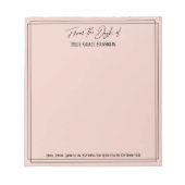 Handschrift op het bureau van eenvoudig licht notitieblok (Voorkant)