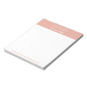 Handschrift van de bureau van de koraalroze notitieblok (Linkerzijde)