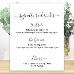 Handtekening Drinken Elegant Persoonlijke bruiloft Poster<br><div class="desc">De Drinken van de handtekening! Eenvoudig maar elegant kalligrafie, dit teken van de handtekeningsbar kenmerkt twee cocktails "de Bride" en "de Groom", gepersonaliseerd met uw drinken van keus. Pas dit elegante trouwbord met uw namen en handtekening drinken aan! COPYRIGHT © 2020 Judy Burrows, Black Dog Art - Alle rechten voorbehouden....</div>