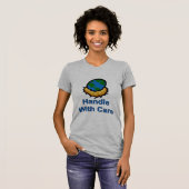 Handvat met zorg t-shirt (Voorkant volledig)