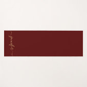 Handwritten Gold Script Personalized Name Maroon Yogamat (Voorkant (horizontaal))