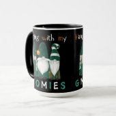 Hangen met mijn gnomen mok (Voorkant links)