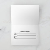 Hangend hondje houden broek aan (Binnen)