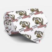 Hangend hondje houden broek aan stropdas (Opgerold)