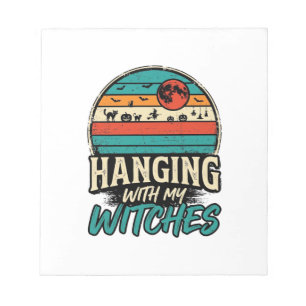 Hangend Met Mijn Heksen Vintage Halloween T-shirt Notitieblok