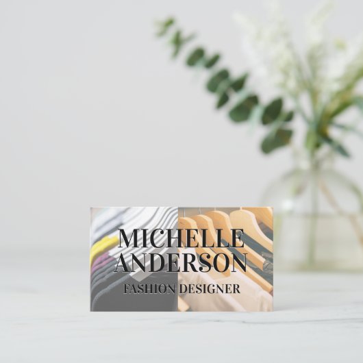 Hangende kleding | Garderobeontwerp Visitekaartje (Staand voorkant)