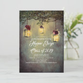 Hangende lantaarn lichten rustieke afstudeerfeest kaart (Staand voorkant)