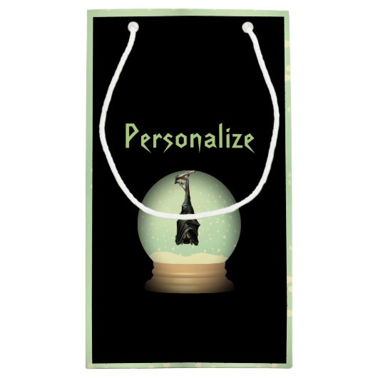 Hangende vleermuis wereldbol zwart  gotische herfs klein cadeauzakje (Achterkant)