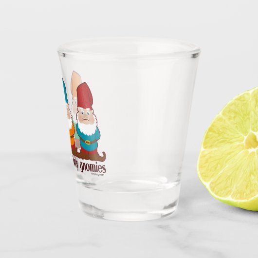 Hangin met mijn gnomen shot glas (Rechts)