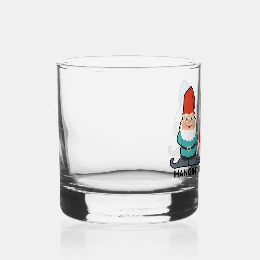 Hangin met mijn gnomen whisky glas (Rechts)