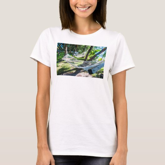 Hangmat op het strand, Fiji T-shirt (Voorkant)