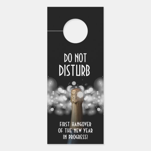 Hangover stoort Champagne niet Deurhanger (Voorkant)