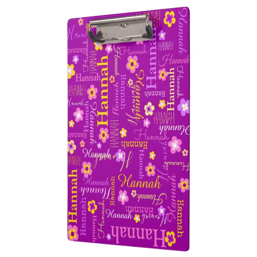 Hannah heeft het korte paarse klembord voor tekstb (Links)