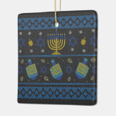 Hanoekaarkeramische versiering keramisch ornament (Links)