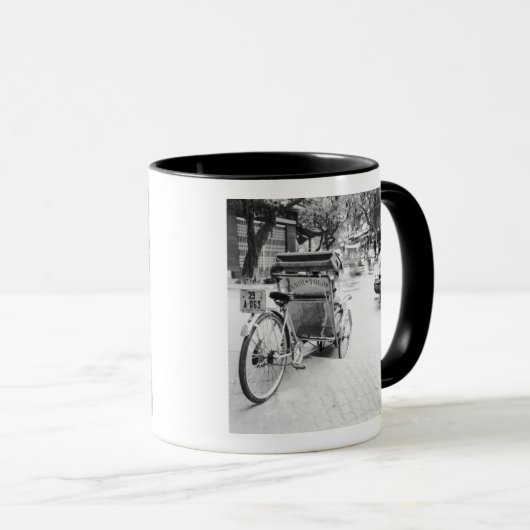 Hanoi Vietnam, Cyclo in Old Hanoi Mok (Voorkant rechts)