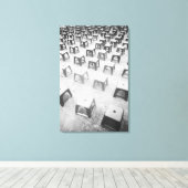 Hanoi Vietnam, plastic gereedschap in de tempel va Canvas Afdruk (Insitu (Houten vloer))