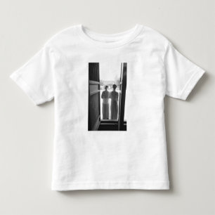Hanoi Vietnam, Vrouwen in traditionele kledij Temp Kinder Shirts