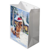 Hanoverian Scenthound Snowy Forest Cabin Santa Hat Medium Cadeauzakje (Achterkant Gekanteld)