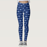 Hanukkah Blue Menorah Dreidel Pattern Chanukah Leggings<br><div class="desc">Mooie Hanukkah-leggings in het  blauw met een cool patroon van de joodse ster,  droomd voor leuke Chanoekamspelen en de joodse menorah voor de vakantie.</div>