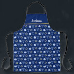 Hanukkah Blue Menorah Dreidel Pattern Chanukah Schort<br><div class="desc">Een mooi Hanukkah-platform in  blauw met een cool patroon van de joodse ster,  droomd voor leuke Chanoekamspelen en de joodse menorah voor de vakantie.</div>