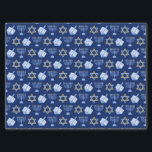 Hanukkah Blue Menorah Dreidel Pattern Chanukah Tissuepapier<br><div class="desc">Prachtige Hanukkah-tissuepapier in  blauw met een cool patroon van de judaïsme ster,  droomd voor leuke Chanoekampen en de joodse menorah voor de feestdag.</div>