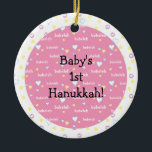 Hanukkah "Bubeleh"/Pink/Circle Ornament<br><div class="desc">Hanukkah "Bubeleh"/Roze harten-Cirkel Ornament. (2 zijdes) Personaliseer u door "Baby's 1st Hanukkah!" te verwijderen op de voor- en achterkant van het ornament. Dan gebruikend uw favoriete doopvontkleur, grootte en stijl, typ in uw eigen woorden. Bedankt voor het stoppen en winkelen. Veel waardering! Happy Chanukah/Hanukkah! Breng veel meer vakantiewenk aan uw...</div>